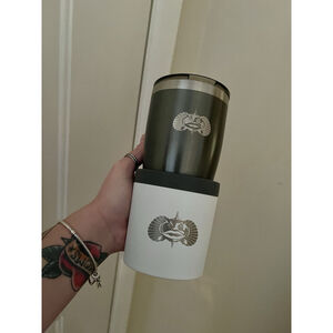 Toadfish Non-Tipping 20 Oz Tumbler Graphite With Anchor Universal Cup Holder